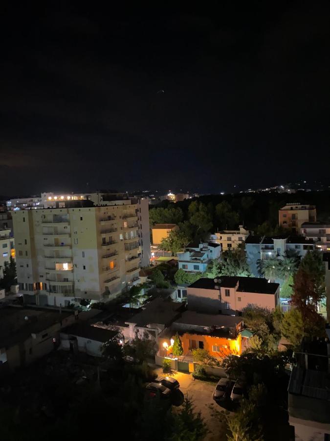 Prestige Apartament Sea View Dıraç Dış mekan fotoğraf