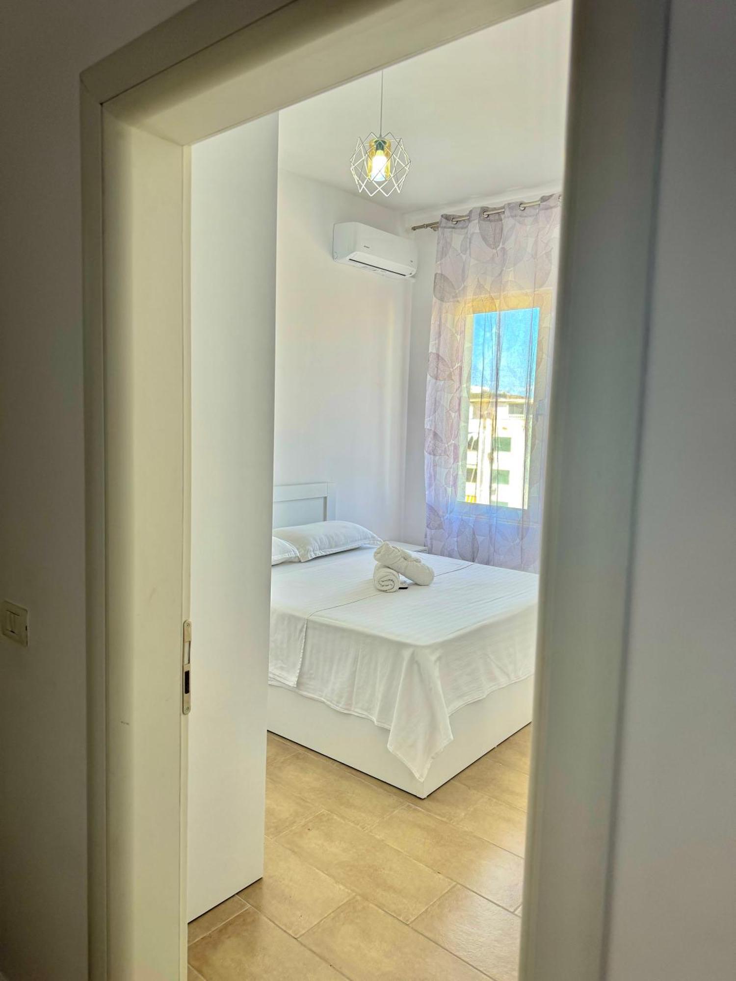 Prestige Apartament Sea View Dıraç Dış mekan fotoğraf